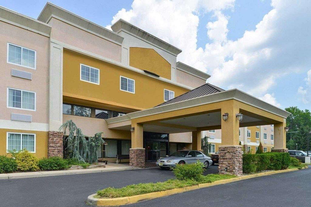 Latitude Suites Tinton Falls Eatontown - BW Premier Collection Экстерьер фото