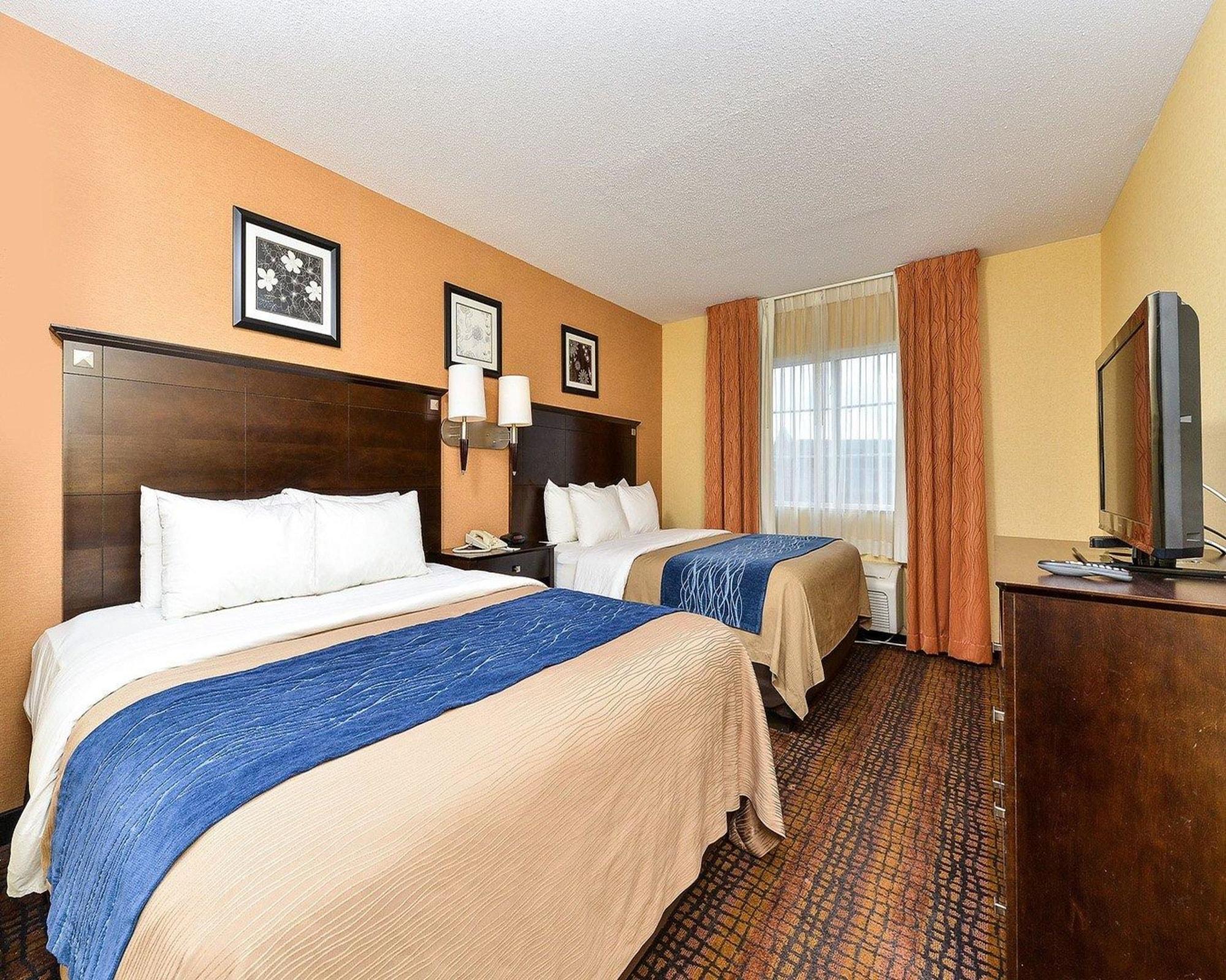 Latitude Suites Tinton Falls Eatontown - BW Premier Collection Экстерьер фото